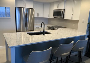 10th Floor Gulf View.Heated Pool.Walk to dining.Fast Wifi.Gym .Full Laundry