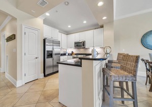 Adagio E-202 Poolside Condo - Amazing Poolside Views!