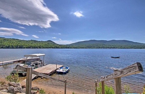 Rumney House | Pet-Friendly Rumney Cabin on Stinson Lake!