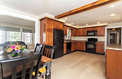 Pond Cove House | Spurwink Meadows Homestead Property perched amongst tranquil pastoral farmland