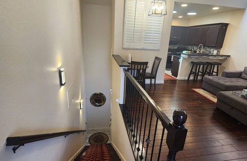 University City House | 1 Bedroom 1 Bath Townhouse in UTC Area