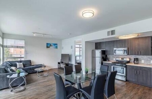 Downtown Los Angeles Apartment | 2 bed 2 bath DTLA X street-Conv. Center & LA Live