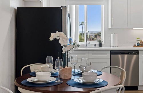 Crown Point Apartment | 2 Blocks to Beach! King Beds, Fast Wi-Fi, Parking