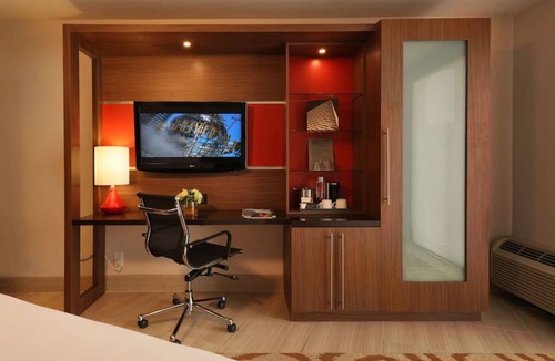 Los Angeles Hotel | 2 West Coast Double Room at Hotel Angeleno w/Rooftop Dining Near UCLA Campus