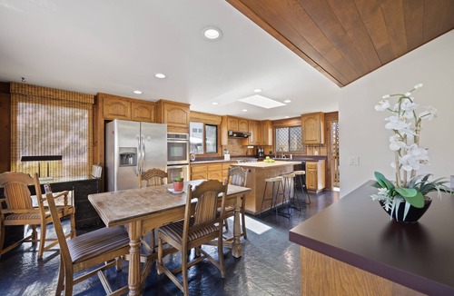 Avalon House | 221W: Family Friendly Avalon Home, Golf Cart, Large Deck + Outdoor Dining