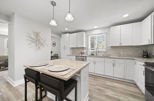 Mount Holly House | 3-BR Renovated Bungalow—River District—Fire Pit!