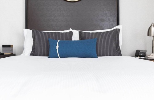 South Beach Hotel | 3 Units | Bayview Comfort & Style | Stay at Harbor Court Hotel SF