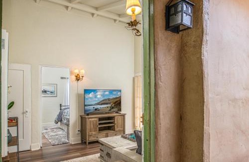 Northwest Carmel Apartment | 3795 The Artist's Way
