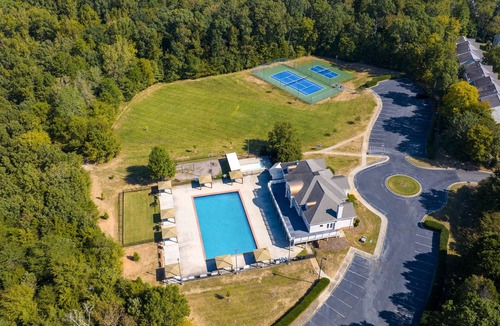 Charlotte House | 3B Handicap Friendly House on VRBO