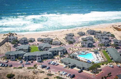 Marina Apartment | 3X 2BR Condos w/Pool, Beach Access & Bonfires