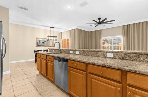 Bay Lake House | 4 Bedrooms/3 Bathrooms/Paradise Palms (8925 BP)