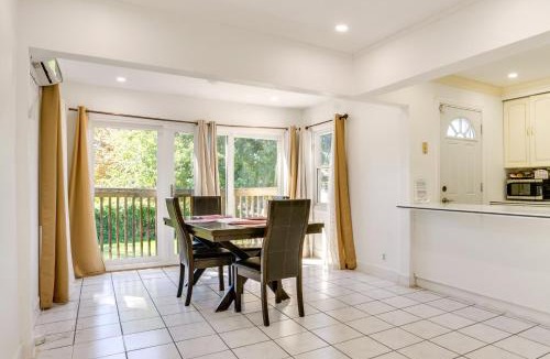 Englewood Apartment | 4 Mi to NYC, Shared Yard Englewood Apartment!