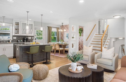 Cotswold House | 4BD Cozy Getaway - Eclectic, Central, Near Airport