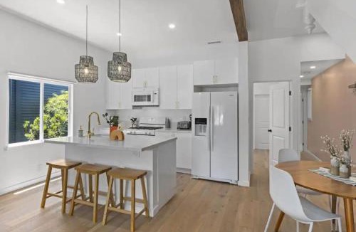 Little Italy House | 4BD Home in the Heart of Little Italy