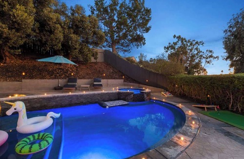 Linda Vista House | 4BR Escape Pool+Sauna+Serene Outdoor Living