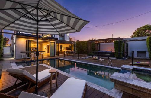 West Los Angeles House | 4BR Modern Oasis with Heated Pool Near SoFi Metro