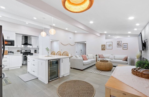 Torrance House | 5 Bedroom 3 Bath Beach City In Torrance ca