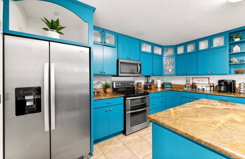 Vilano Beach House | 7BD 6BA, Pool&Spa, Walk to Beach, PutPut, Dream Backyard, 10 min. to Downtown!
