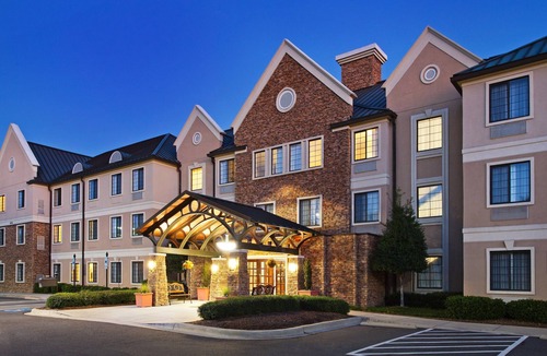 Ballantyne Apartment | ADA Suite in Ballantyne | Free Breakfast + Pool