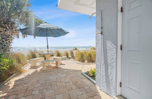 Longboat Key Apartment | Adorable Beachfront Studio, Private Beach, Originally Part of Starfish Motel