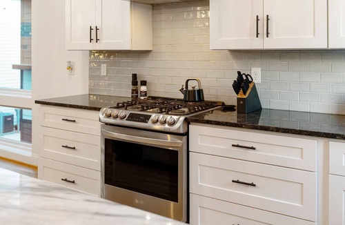 Third Ward Condo | AMAZING VIEWS! Rooftop Terrace with 3King beds only 12min walk to BoA stadium.