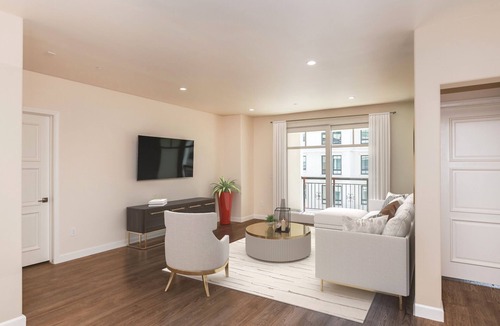 Downtown Condo | Americana @ Brand Condo