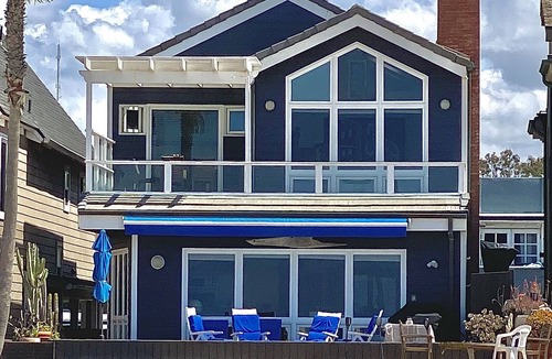 Santa Ana Heights House | "Artist's Retreat" Available August! Entire Oceanfront Home