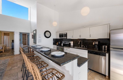 Beach Barber Tract Condo | B5187 Kai Vista - Two Bedroom Apartment, Sleeps 5