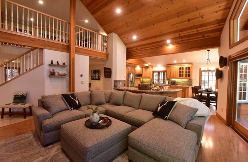 Lake Almanor West House | Basecamp Luxury Lake Almanor Cabin