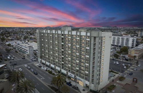 National City Apartment | Bay View Tower