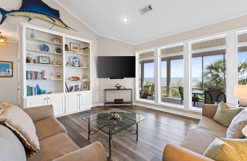 Cape San Blas House | Bayfront Home w/Private Dock & New Addition—Perfect for Large Families