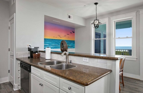 Red Fish Cove Condo | Beachfront Paradise! Beautiful Beachfront Views - Brand New Elevator