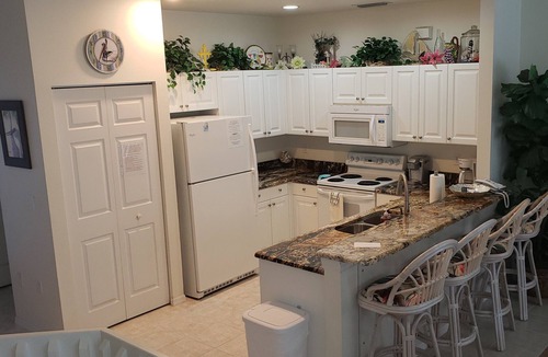 Bradenton Beach House | Berm Bay un 22 Gorgeous Townhouse , White Sandy Beaches, elevator, heated pool