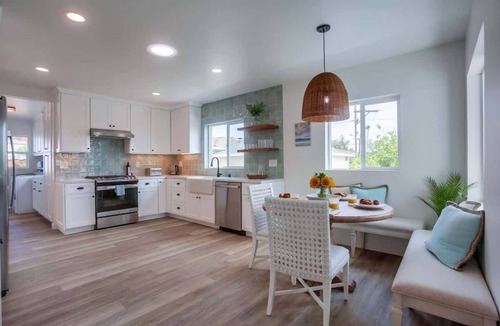 La Jolla House | Birdrock Beach Cottage With Hot Tub