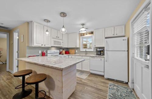 Albemarle House | Blue Heron Bungalow at Lake Tillery