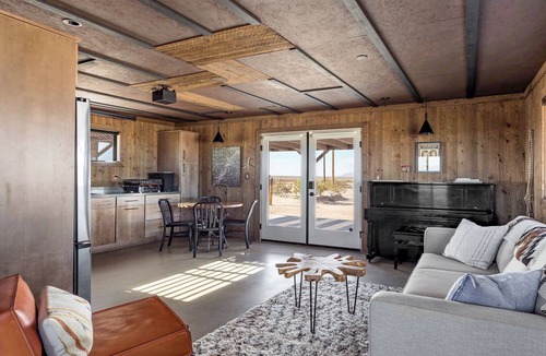 Joshua Tree House | Blue Shadows - Hot tub/piano/firepit