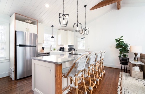 Starmount House | Boho-Chic South CLT Oasis ★ Custom Home ★ Sleeps 6