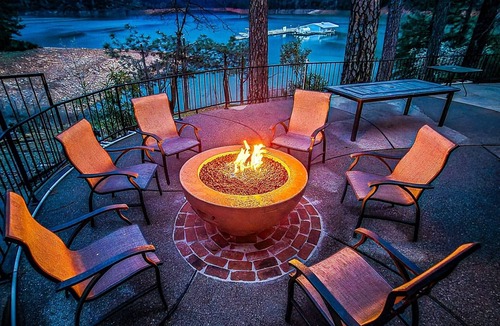 Lakehead House | Breathtaking Lakefront Havin, Kayaks, Paddle Bds, Game Room, Large Decks & Patio