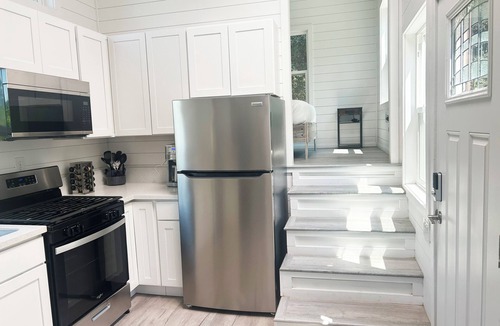 Fallbrook Cabin | Cabernet Cabin @ Vinyards, Fallbrook, 6 Adults 2 Kids, Wifi and AC, Fallbrook