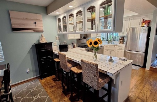 Old Towne House | California Dreamin’-Celebrate Summer@Beach+FIFA