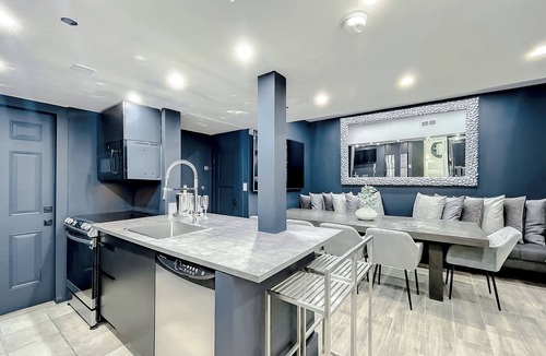 South Beach Apartment | CasaGrandeSouthBeach by AmericanVacationLiving 6BR