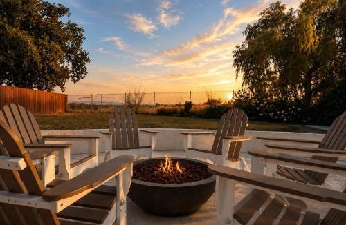Bay Ho House | Central Villa Big Yard