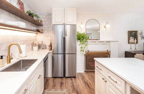 Midland Apartment | Charming 1 Bed Historical Apartment - Steps to Downtown Midland