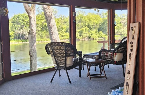 Bell House | Charming 2 Bed/2 Bath On the Suwannee River near Rock Bluff Springs.