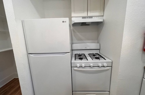 National City Apartment | Charming and Renovated 1 bedroom Apt