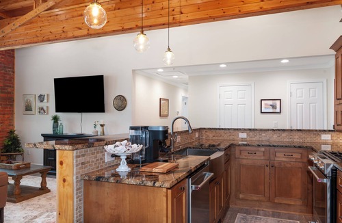 Waynesville Condo | Charming condo on Main Street in Waynesville
