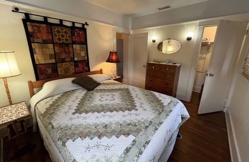 Monrovia House | Charming Home 3-Blk Stroll to Historic Myrtle Ave