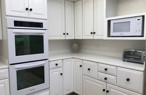 Lake San Marcos House | Cheerful 3 bedroom house right on the golf course.
