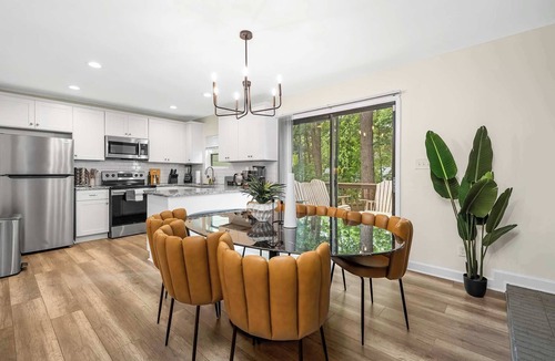 Sharonbrook House | CLT Vibes | Trendy 3BR Near SouthPark