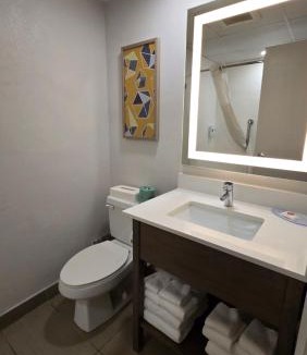 Glenmont Hotel | Comfort Inn Albany-South, Glenmont